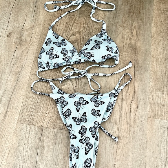 ZAFUL turquoise butterfly bikini set size 6. - Picture 11 of 11